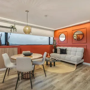 Go Living & By Housy Host Medellin
